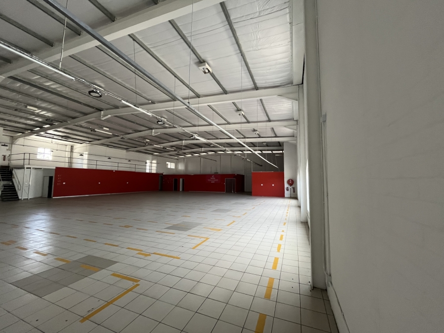 To Let commercial Property for Rent in Sanddrift Western Cape